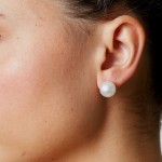 Σκουλαρίκια με λευκά μαργαριτάρια σε χρυσή βάση Κ14 - 418943